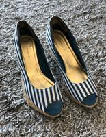 H&M Keilabsatz Pumps blau weiß gestreift, Gr. 38 Niedersachsen - Syke Vorschau