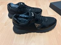 Prada Sneaker Herren Grösse 10 wie neu Berlin - Neukölln Vorschau
