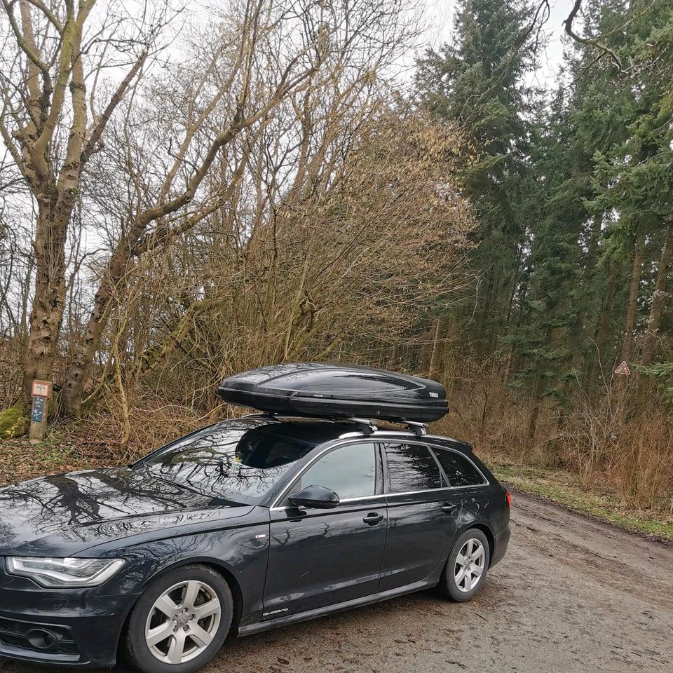 Dachbox Thule Motion 900 Vermietung Gepäck Träger in Nieheim