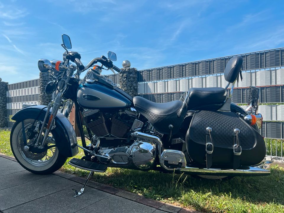 Harley-Davidson Heritage Springer FLSTS in Künzing