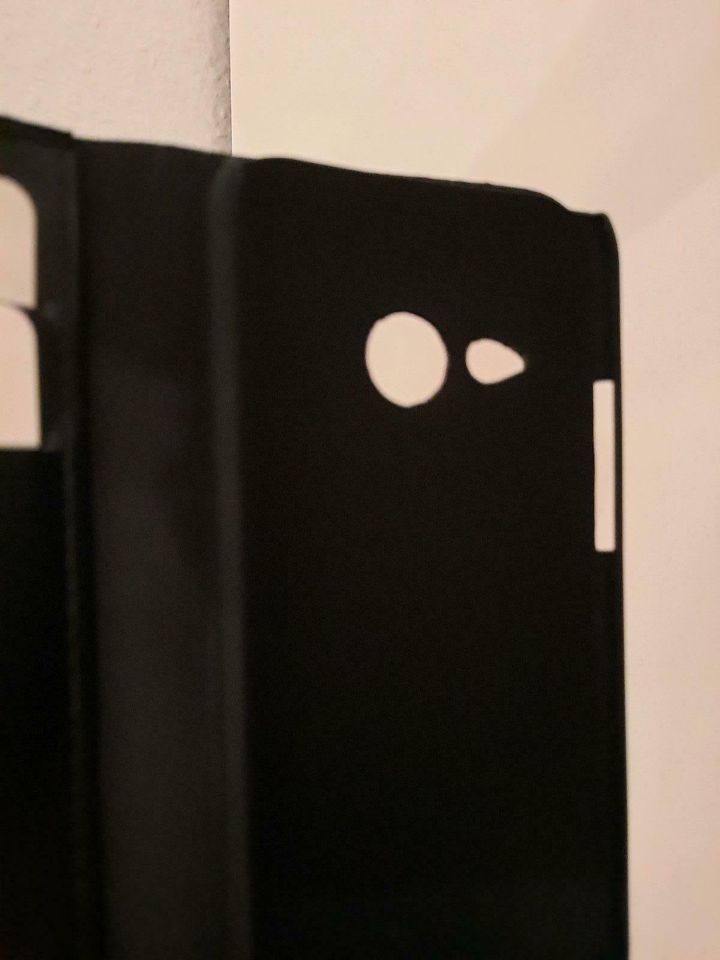 Handyhülle Leder schwarz nagelneu für HTC One M8 mini in Norderstedt