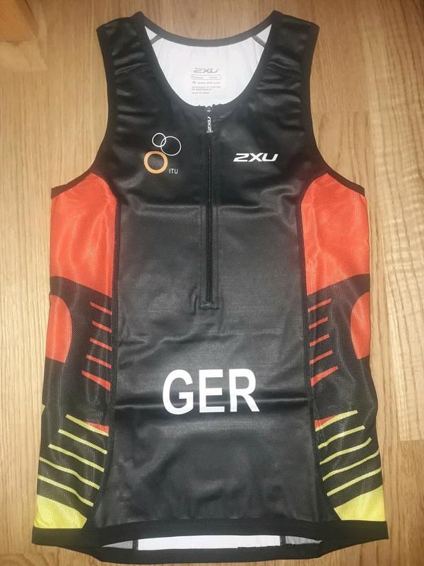 2XU Singlet DTU Shirt Größe M Damen Neu in Freiburg im Breisgau