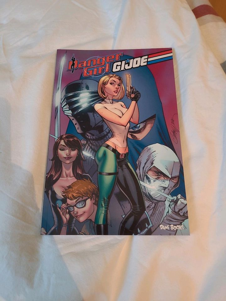 DANGER GIRL- GI JOE DANI BOOKS SEHR GUTER ZUSTAND in Hannover