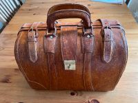 Zauberhafte Reisetasche, Leder, vintage, Arzttasche Nordrhein-Westfalen - Rösrath Vorschau