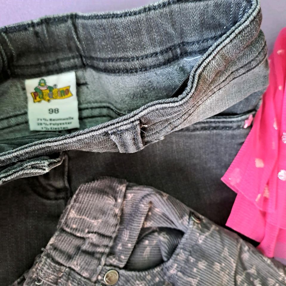 Set 3x Hose 98 104 mit Rock pink Lupilu Cord Jeans Katze in Penig