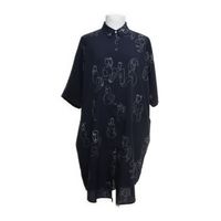 Monki Hemdkleid Kleid Print Faces Gesichter S M 26 28 dunkelblau Berlin - Neukölln Vorschau