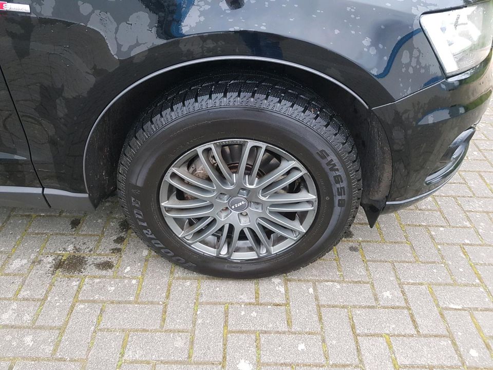 AUDI Q5 2.0 TDI  S Line STANDHEIZUNG in Wolfenbüttel