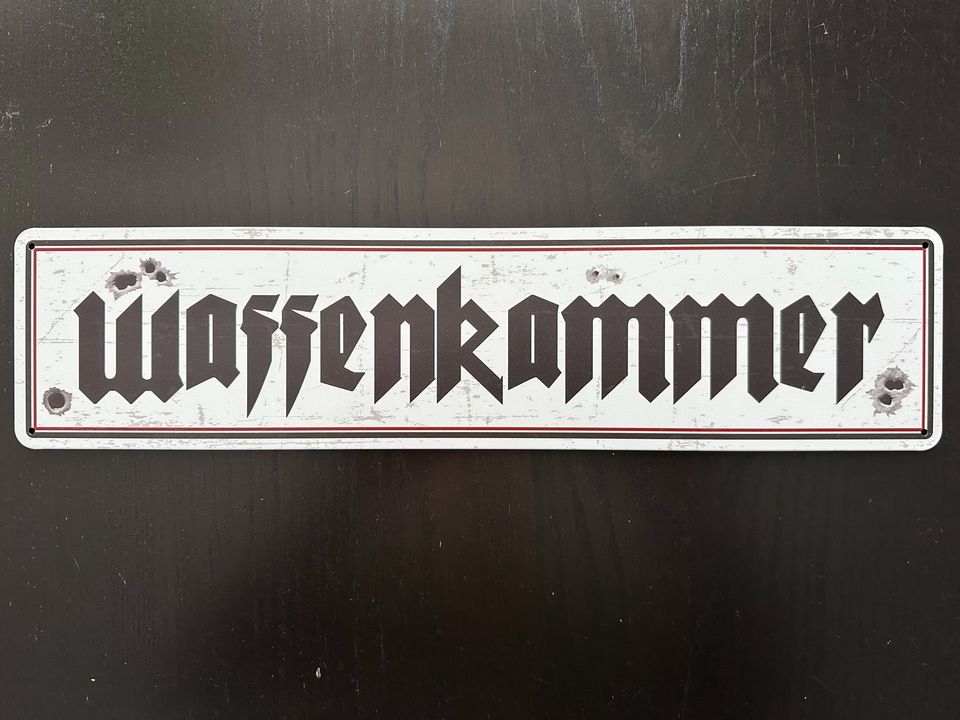 Blechschild Waffenkammer schießen in Düsseldorf