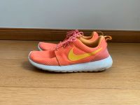 Nike Sneaker Gr. 40 orange pink weiß Berlin - Köpenick Vorschau
