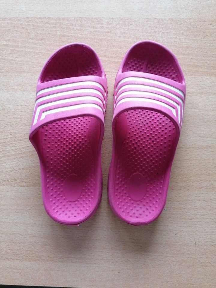 Mädchen Badeschuhe Pantoletten Gr. 34 Rosa Schlappen in Ibbenbüren