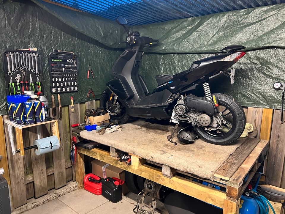 Biete Roller Mofa Cross Schaltmoped usw. Reparaturen an. in Werlte 