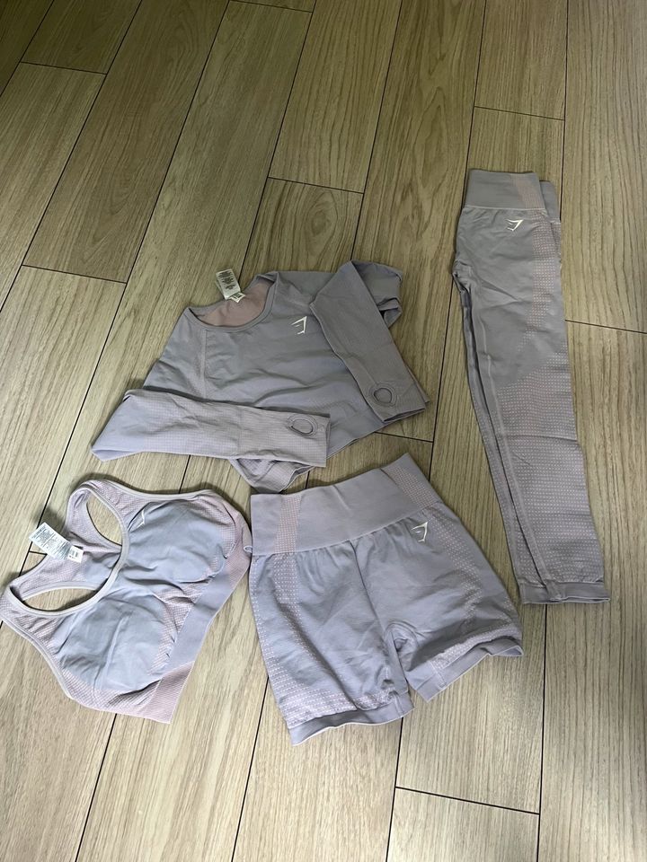 Gymshark Set M/S in Hennef (Sieg)