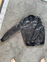 Alexander McQueen Herren Lederjacke Gr. 50 schwarz Neuhausen-Nymphenburg - Neuhausen Vorschau