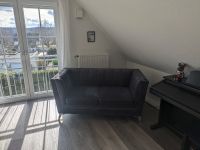 Sofa 2-Sitzer Samt, stabil, hochwertig graublau, wie neu Nordrhein-Westfalen - Möhnesee Vorschau