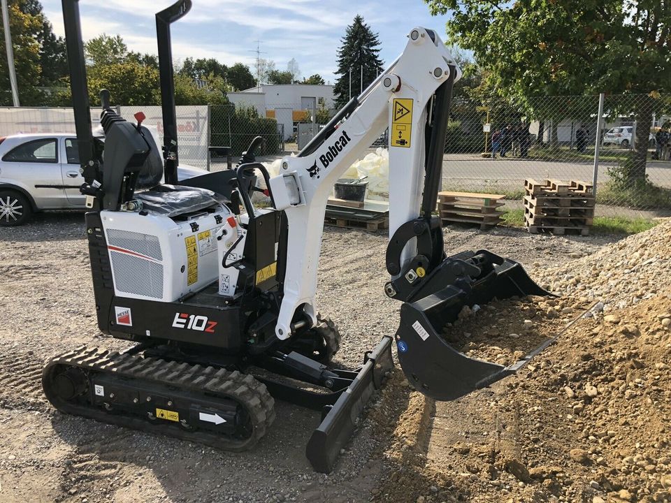 MIETEN Minibagger BOBCAT E10z - inkl Löffelpaket - leihen Verleih in Laupheim