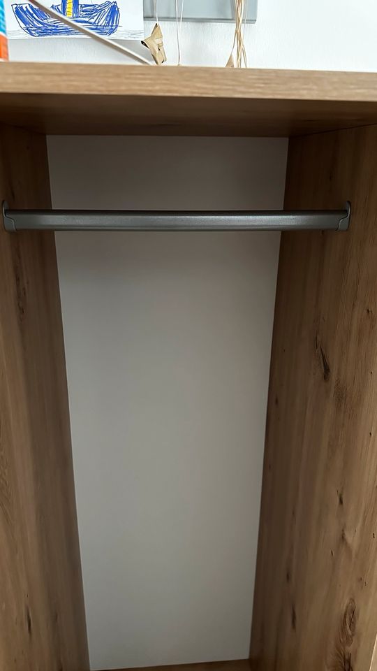 Garderobenschrank / Kommode 119x118,5x50cm neuwertig in Olfen