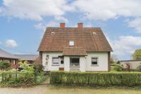 Familientraum! Einfamilienhaus mit separater Einliegerwohnung & großem Garten in Winsen (Aller) Niedersachsen - Winsen (Aller) Vorschau