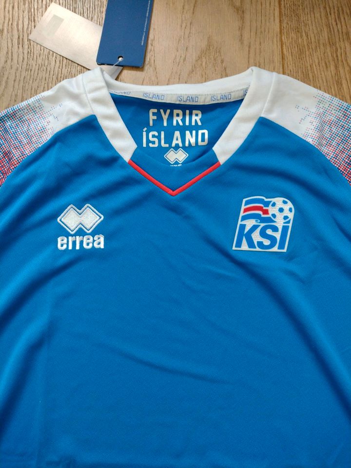 Trikot Fußball Nationalmannschaft Island Original Gr.M neu in Pfinztal