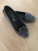 Kennel & Schmenger Slipper Ballerinas * Wildleder * Swarovski *40 Rheinland-Pfalz - Mainz Vorschau