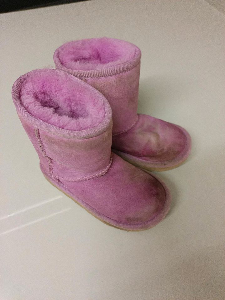 UGG Boots 27,5 Pink*Mädchen*Gebraucht in Trier