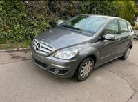 ⚡Mercedes-Benz B180 - 1. Hand - Scheckheftgepflegt - Tüv 08/26⚡ Bayern - Augsburg Vorschau
