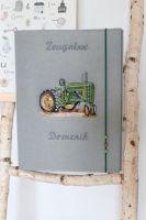 Handmade Zeugnismappe * Traktor Oldtimer * weiter Farben möglich Rheinland-Pfalz - Treis-Karden Vorschau