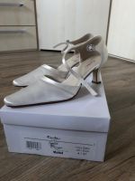 Brautschuhe Rainbow Mabel Ivory Satin Gr. 37 Niedersachsen - Lamspringe Vorschau