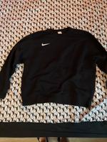 Nike Pulli Süd - Niederrad Vorschau