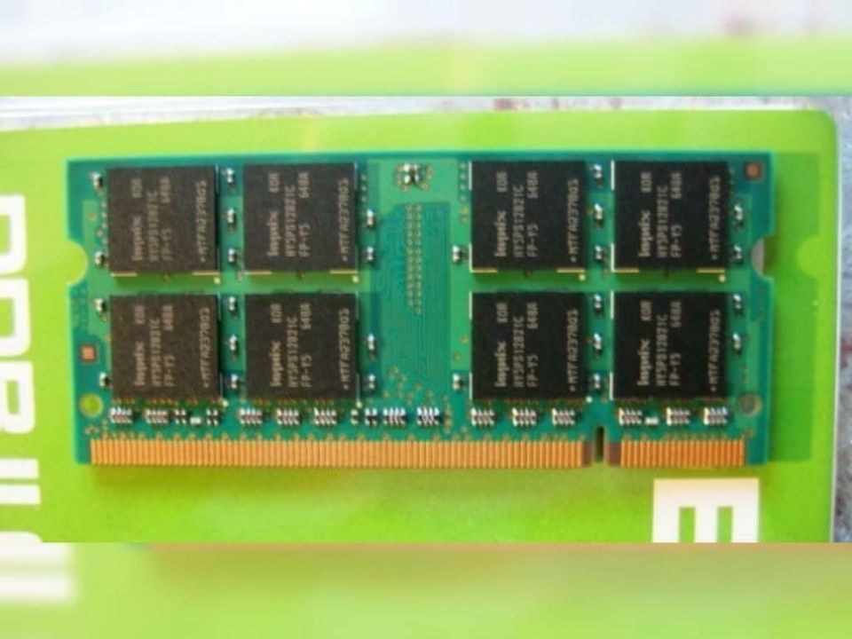 RAM-Speicher HYNIX 1 GB 2Rx8 PC2-5300S-555-12 neuwertig in Celle