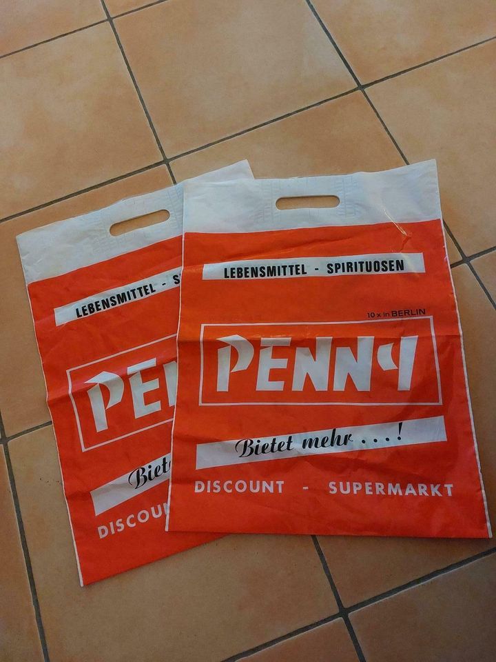 Penny-Plastiktüten, alt, 70er Jahre in Berlin