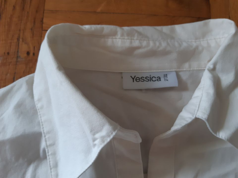 Bluse Hemd Damen Yessica Gr. 44 weiß basic in Bonn