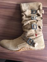 Tolle Kickers Wildlederstiefel mit Schnallen beige Gr.39 wenig ge Hessen - Langen (Hessen) Vorschau