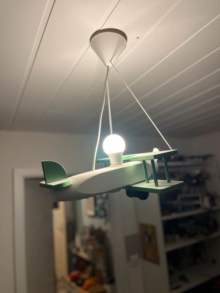 Hochwertige Flugzeuglampe Kinderzimmer in Bad Frankenhausen/Kyffhäuser