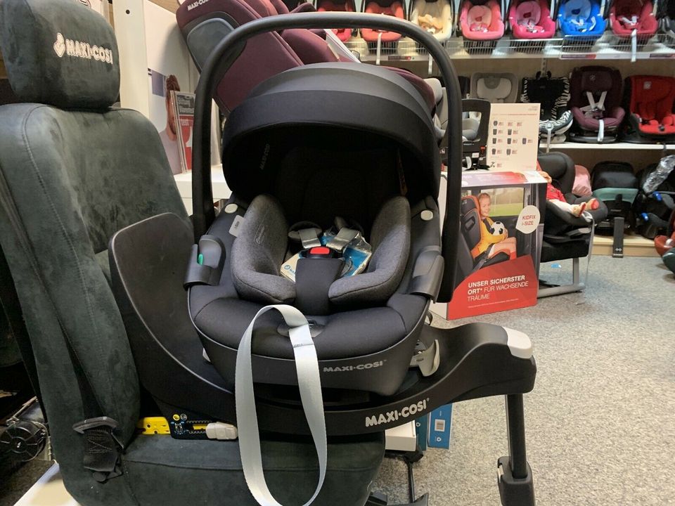 NEU - Maxi Cosi® PEBBLE 360 Auto-Babyschale 0-15 Monate - NEU - FIRLEFANZ in Berlin