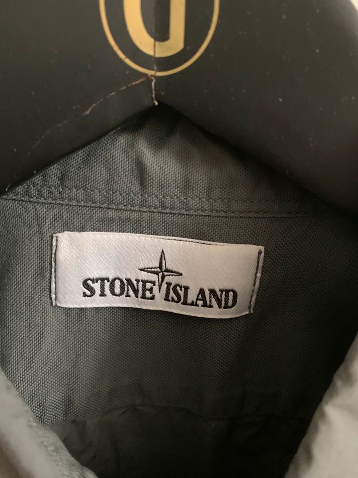 Graues Baumwoll-Hemd von Stone Island in Krailling