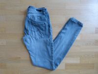QS „Sadie“ Superskinny Stretch-Jeans – grau – 32/30 Rheinland-Pfalz - Jugenheim in Rheinhessen Vorschau