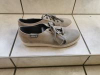 Adidas Wildledersneaker grau Gr. 42 Nordrhein-Westfalen - Grevenbroich Vorschau