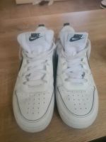 Nike Schuhe Turnschuhe Sportschuhe Sneaker Baden-Württemberg - Albstadt Vorschau