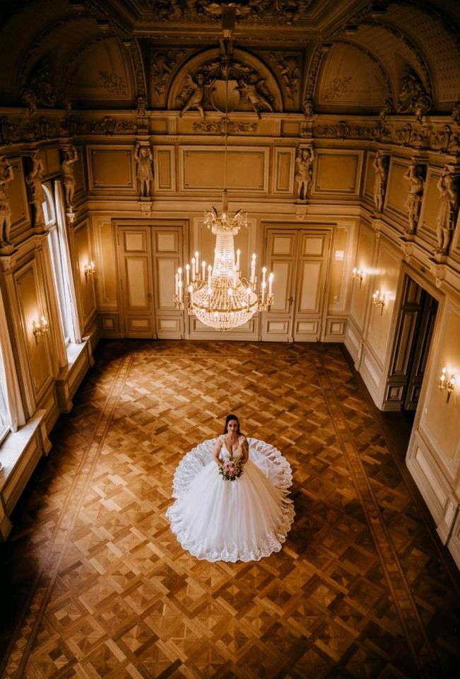 Wunderschönes Prinzessinnenkleid - Hochzeitskleid / Brautkleid in Thedinghausen