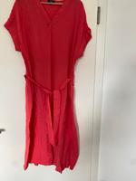Luftiges Kleid mit Gürtel Nordrhein-Westfalen - Greven Vorschau