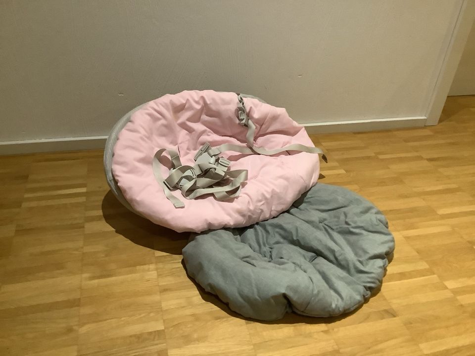 Stokke Nomi Hochstuhl Neugeborenenaufsatz / Newborn Set in Fulda