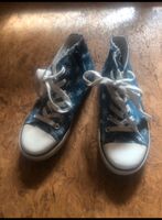 Hush Puppies Canvas Sneaker Sterne  Baumwolle Chucks Gr. 33 Niedersachsen - Stoetze Vorschau