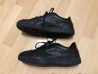 Reebok Sneaker in schwarz, Gr. 42, neu Obergiesing-Fasangarten - Obergiesing Vorschau