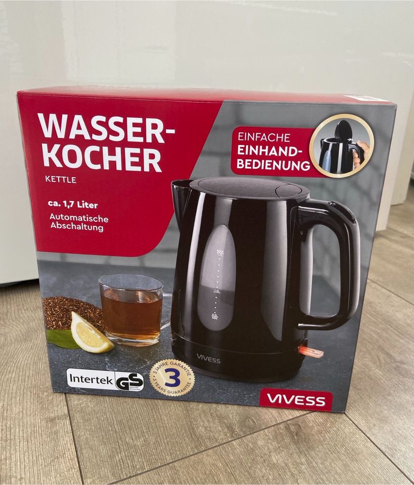 Wasserkocher schwarz, 1,7 Liter, Vivess in Solms