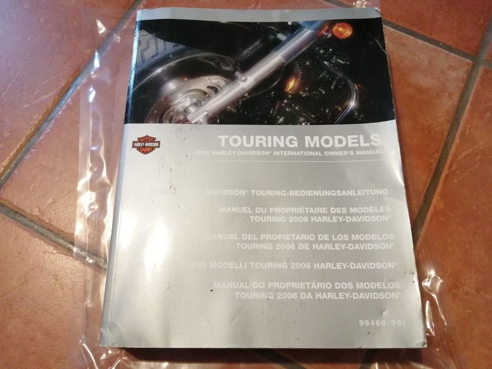 Harley Touring Modells 2006 Handbuch (extra Auflage) (KB16) in Hennef (Sieg)