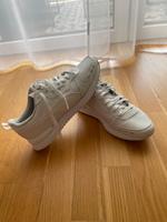 Puma Sneaker - Weiß Größe 45 Hessen - Wiesbaden Vorschau