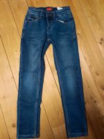 Jeanshose s.Oliver skinny Gr. 134 wie neu Leipzig - Leipzig, Zentrum Vorschau