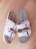 Neu weiß Sommer Sandale Pantolette Blumen Optik Gr. 40 Rheinland-Pfalz - Mainz Vorschau