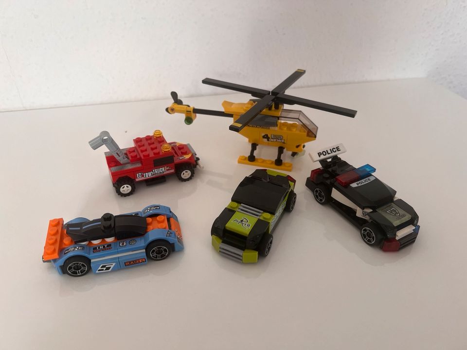 Lego Racer 8193 8195 8152 (4 Autos/ 1 Hubschrauber) in Werl