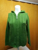 Strickjacke mit Kaputze Sachsen-Anhalt - Magdeburg Vorschau